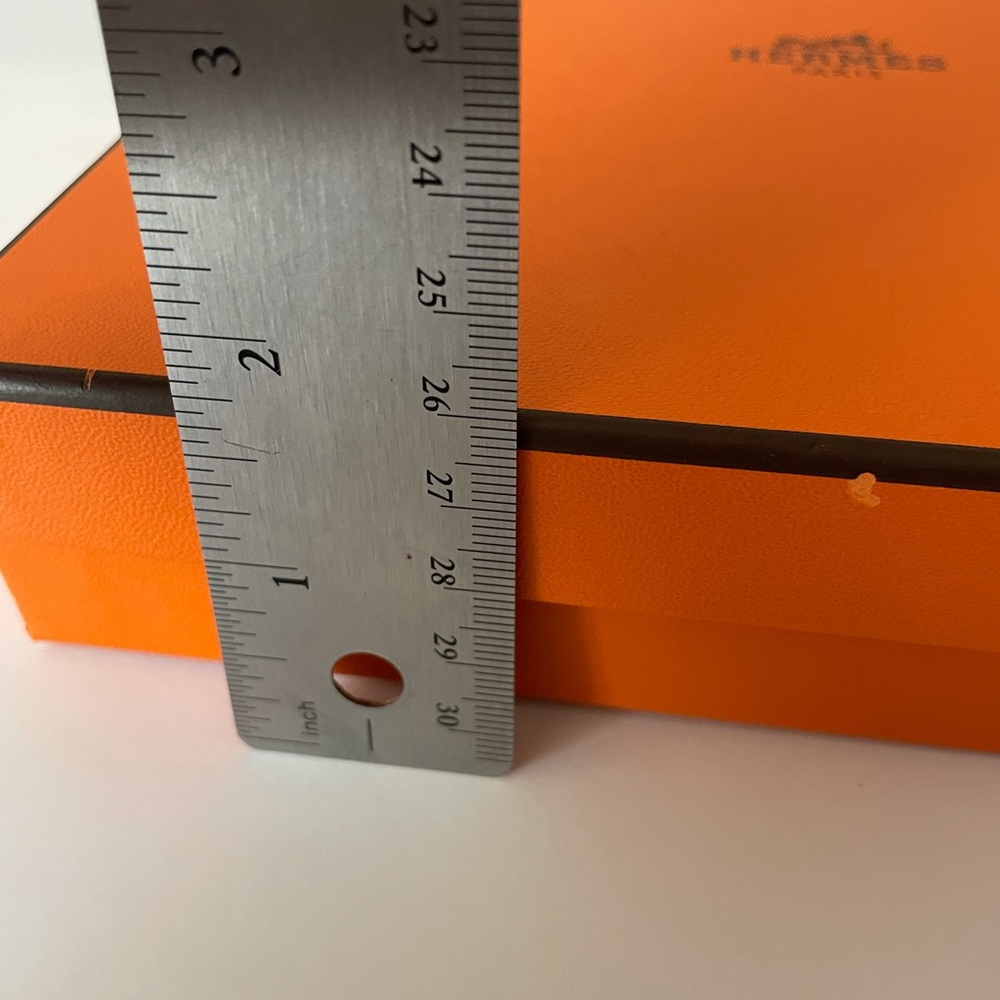HERMÈS ACCESSORIES BOX - Picture 6 of 12